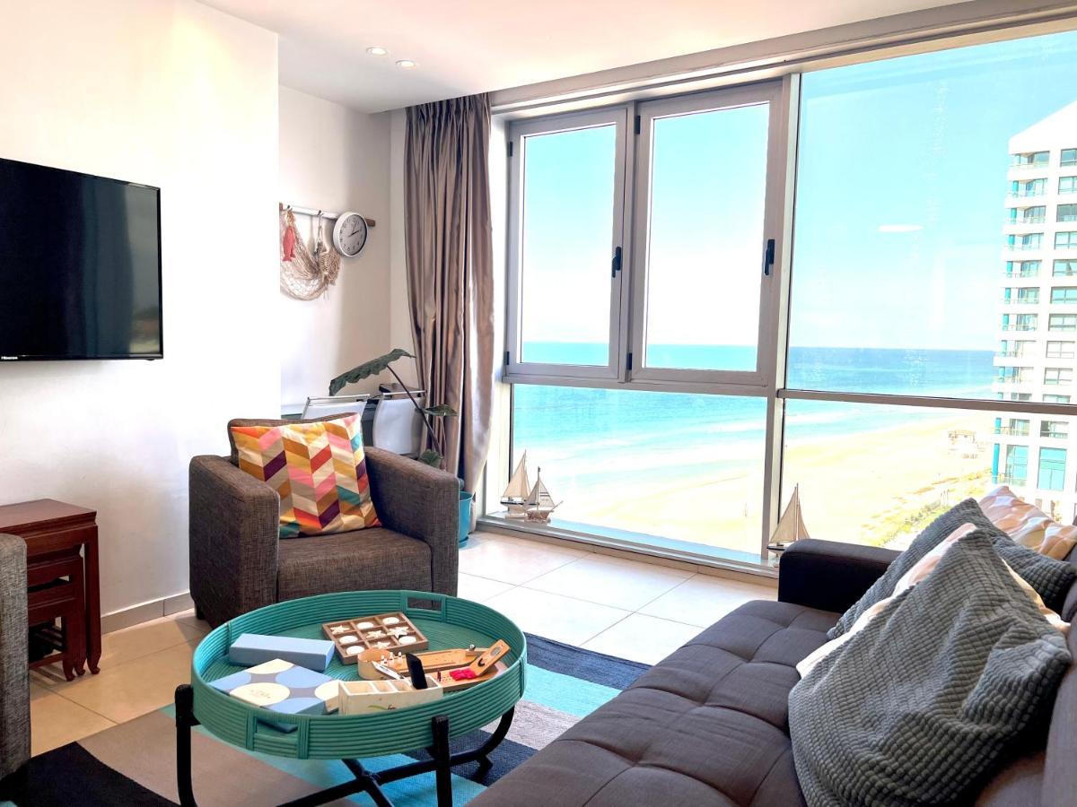 Beach Apartment- Breathtaking Views With Bomb Shelter Herzliya Экстерьер фото